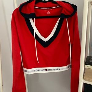 Tommy Hilfiger cropped hoodie, in size large.
